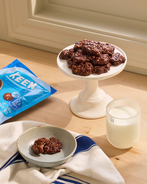 KEEN Coconut Cocoa Oatmeal Cookies